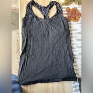 Lululemon workout top